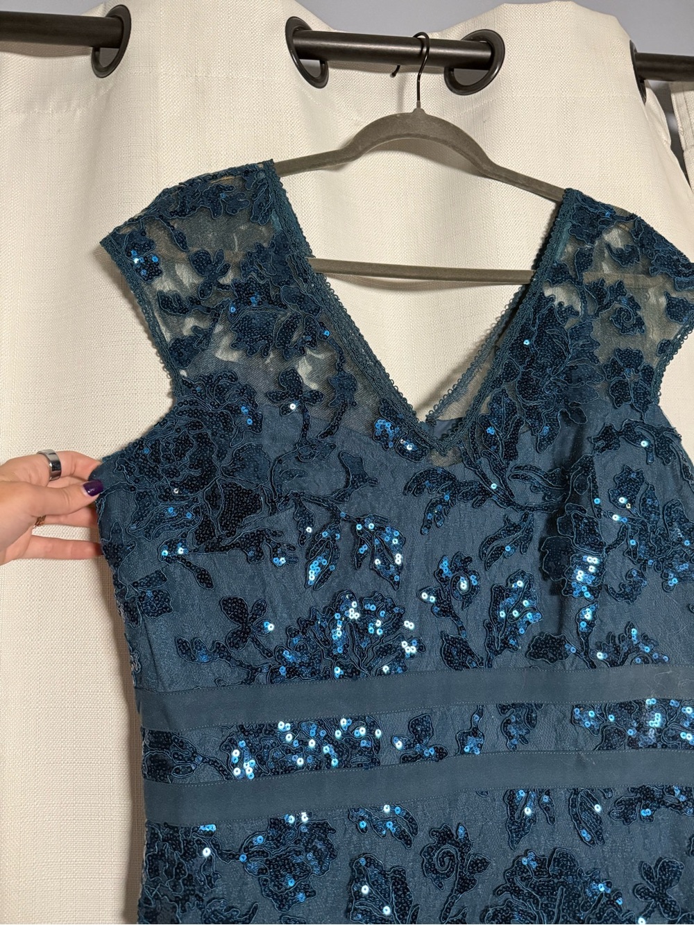 Tadashi Shoji Teal Blue Lace & Sequin V-Neck Evening Gown re-posh - Picture 5 of 9